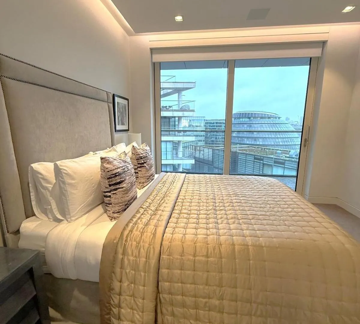 Tower Bridge Amazing View Luxury 3 Beds Residence London